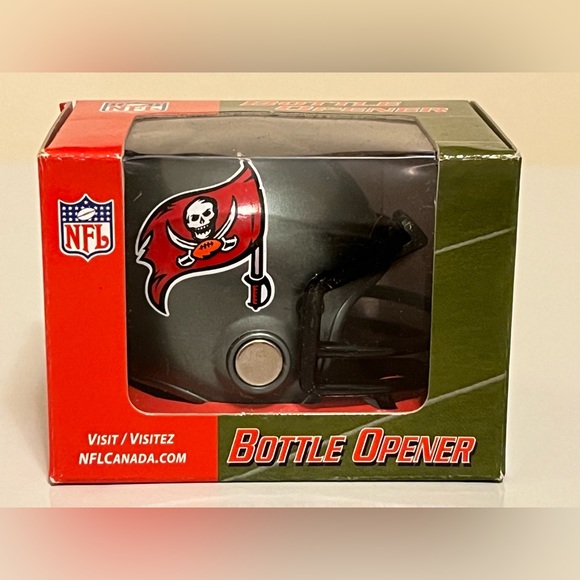 Football, Other - 🇨🇦50%OFF=$10🇨🇦 NEW!! Tampa Bay Buccaneers NFL Football Helmet Bottle Opener